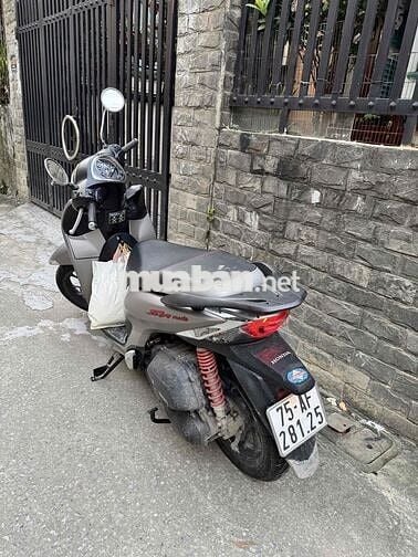 Bán gấp xe Honda SH Mode
