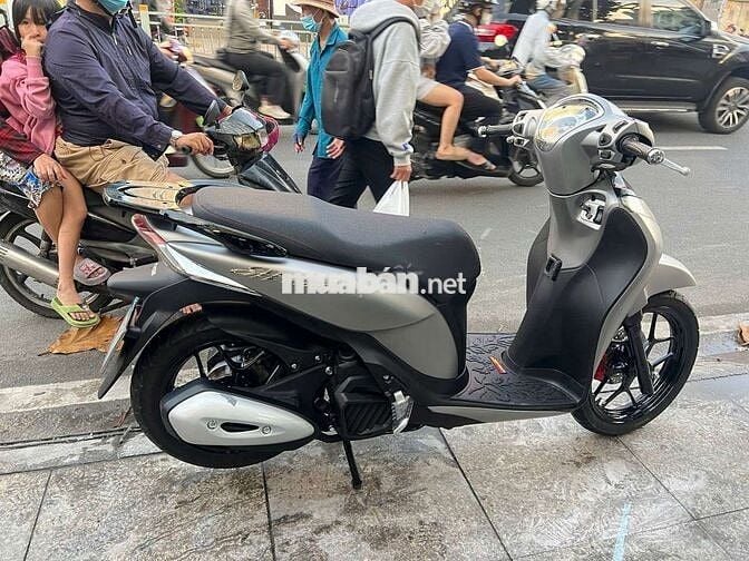Honda SH mode 2015 mới 90% Bstp chính chủ