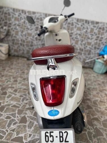 cần bán 1 xe vespa, sx năm 2018, 32,5 trieu