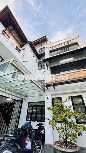 Biệt thự siêu đẹp giá rẻ ngay khu bình Phú Quận 6🌹