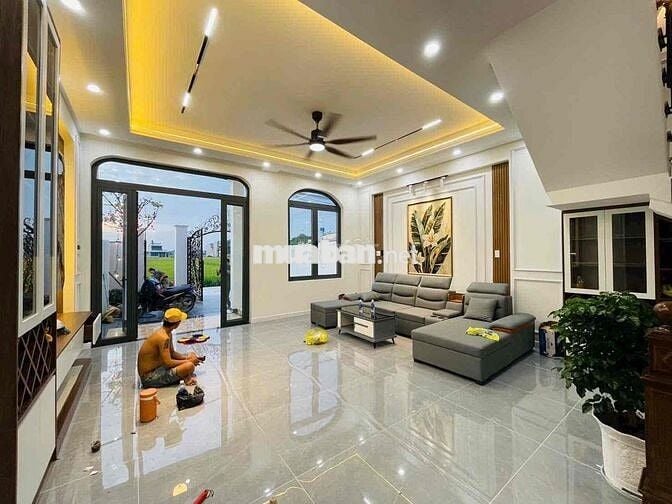 nhà tặng full nội thất cao câp 3ty250