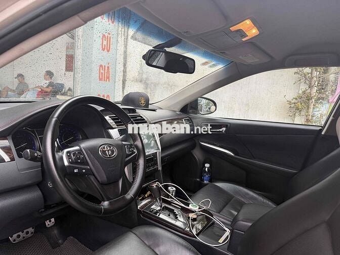 Toyota Camry 2016 2.5Q - 70000 km