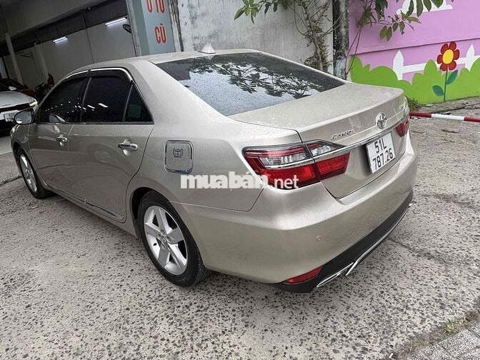 Toyota Camry 2016 2.5Q - 70000 km