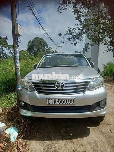 2012 2.7V - 180000 km