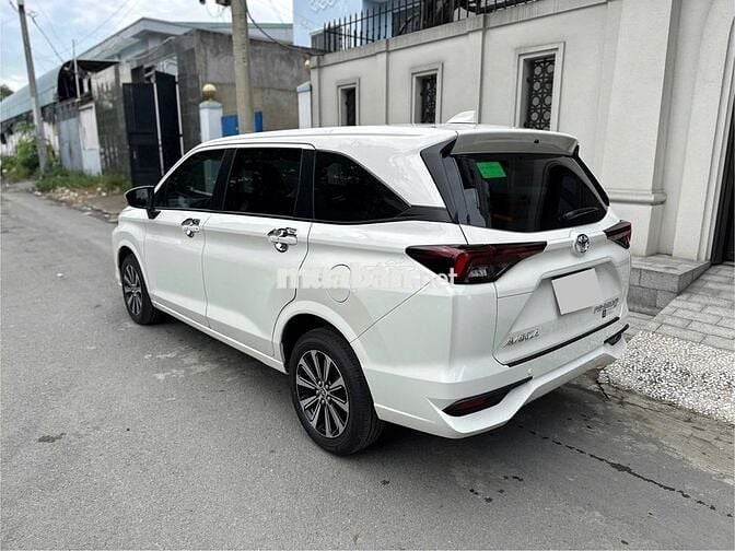 Toyota Avanza Premio 2025 - 193 km như mới đập hộp