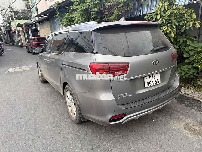 Kia Sedona 2019 bản Full máy xăng