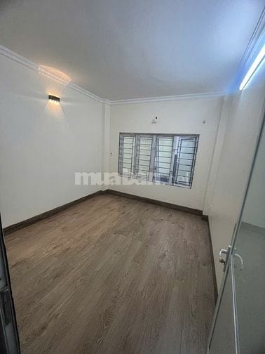 Cơ hội đầu tư sinh lời,nhà Xuân thủy Cầu Giấy32 m2 x4 tầng kinh doanh