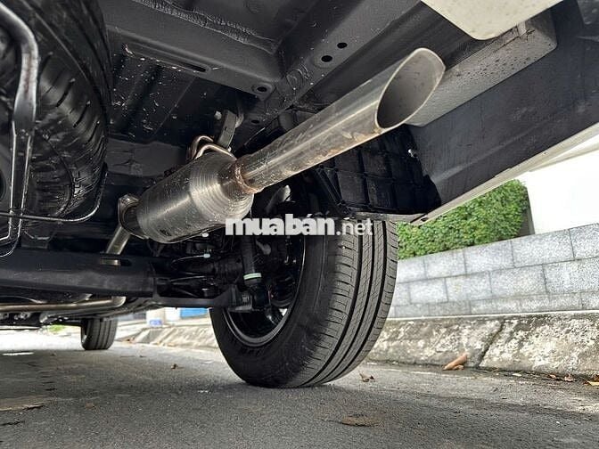 Toyota Avanza 1.5AT 2025 chưa lăn bánh, mới xé tem