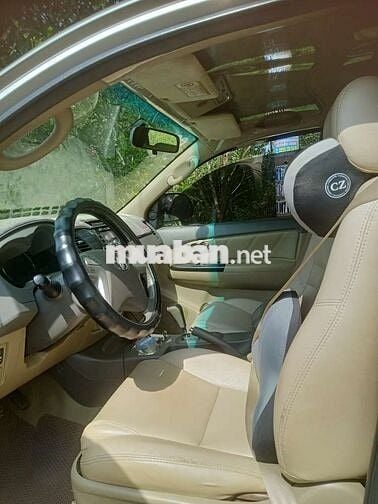 2012 2.7V - 180000 km