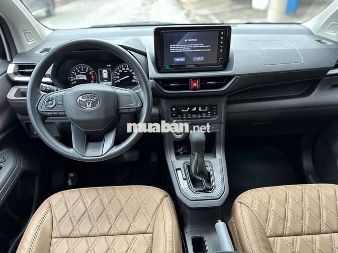 Toyota Avanza Premio 2025 - 193 km như mới đập hộp