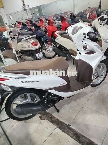 Honda Vision Trắng