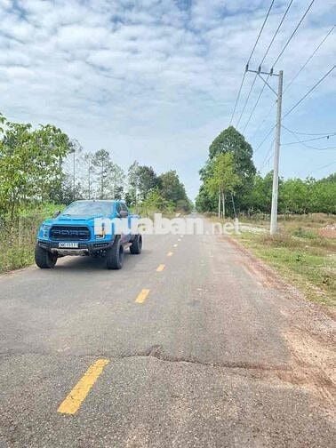 Bán đất tại đường DH411, Uyên Hưng,Tân Uyên 300m 890Tr Sổ Sẵn