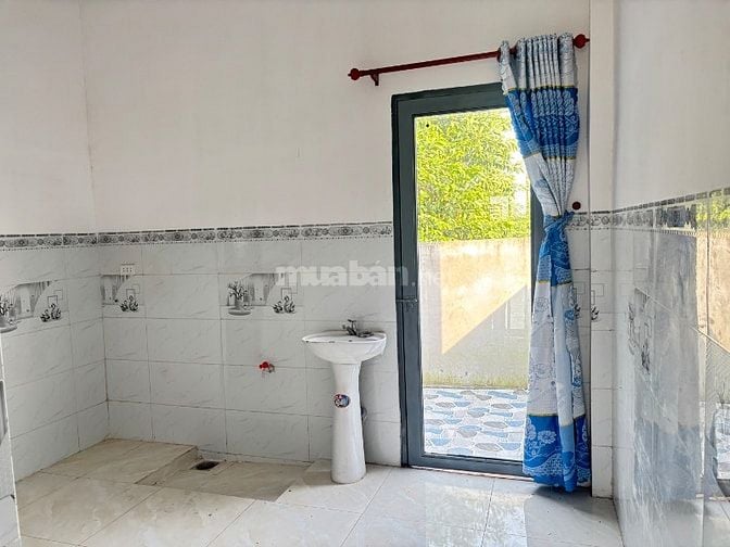 Cần bán gấp nhà 1 trệt-1 lầu thuộc ẤP 5 Phước Vân-Cần đước