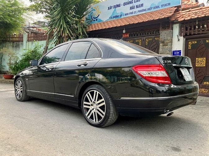 Mercedes-Benz C230 bản Avantgarde cao cấp full option 90%new