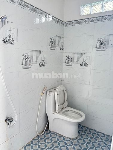 Cần bán gấp nhà 1 trệt-1 lầu thuộc ẤP 5 Phước Vân-Cần đước