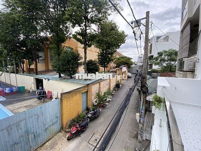 NHÀ VỊ TRÍ ĐẸP TIỆN KINH DOANH 5.6X8.5 ĐƯỜNG TÂY THẠNH. QUẬN TÂN PHÚ.