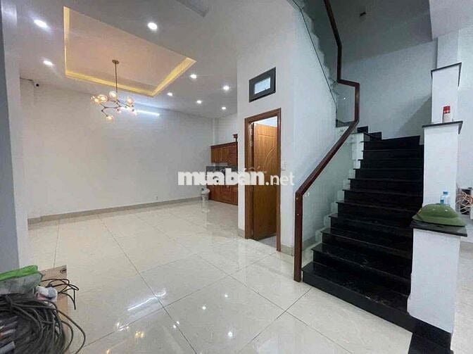 GẦN KHA VẠN CÂN- ĐƯỜNG 9 LINH TÂY THỦ ĐỨC NHÀ 6X13M 3PN 3WC Ở + VPCTY