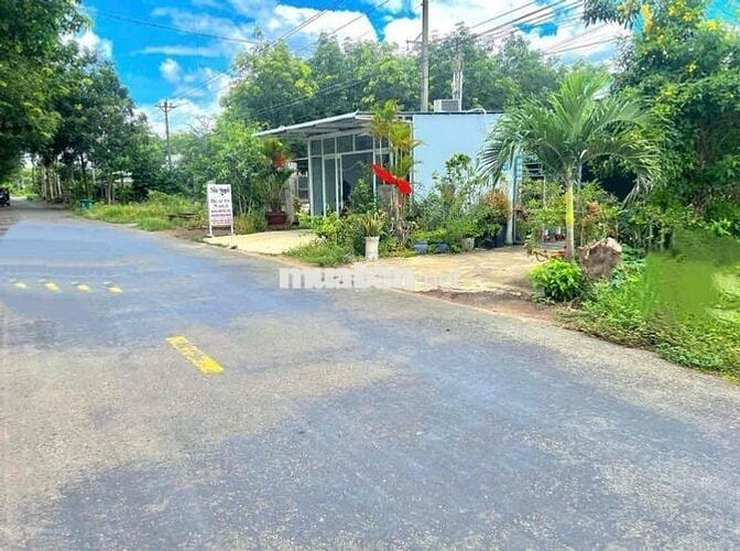 ĐẤT MẶT TIỀN KINH DOANH BUÔN BÁN- SỔ HỒNG SẴN