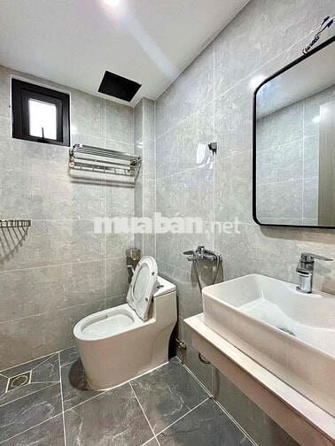 STUDIO CỬA SỔ MỚI 100% - FULL NỘI THẤT - Gần Nguyễn Sơn - ĐH VĂN HIẾN