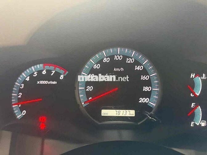 Toyota Innova 2015 2.0 E 78.000km