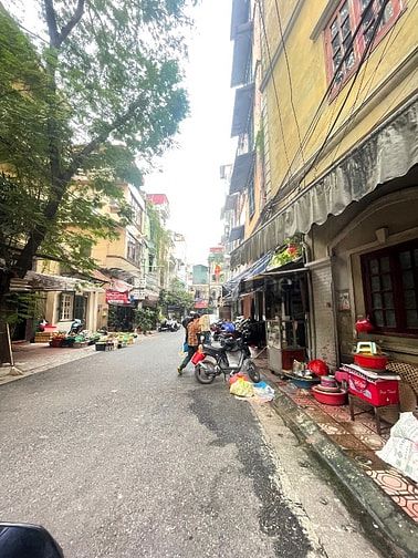 Bán MP Huế- Thịnh Yên, Q HBT, HN.DT 220m, Mt 10 m, giá 82,5 Tỷ