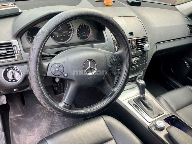Mercedes-Benz C230 bản Avantgarde cao cấp full option 90%new