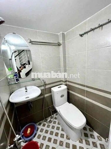 cho thuê nhà xô viết nghệ tĩnh- Bình Thạnh