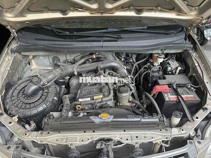 Toyota Innova 2015 2.0 E 78.000km