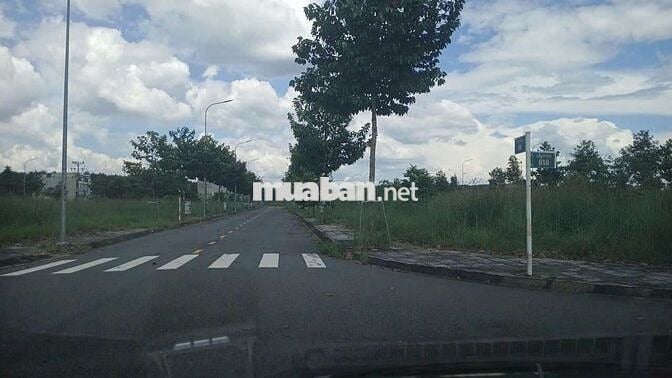 Cần bán lô đất đẹp 70m2 khu nhà ở Bình Mỹ 2 giá 1,12 tỷ