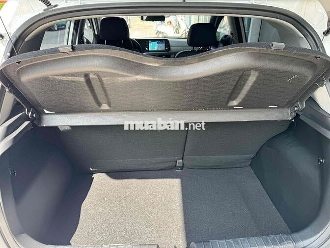 Hyundai Grand i10 2024 1.2 AT	 - 2000 km