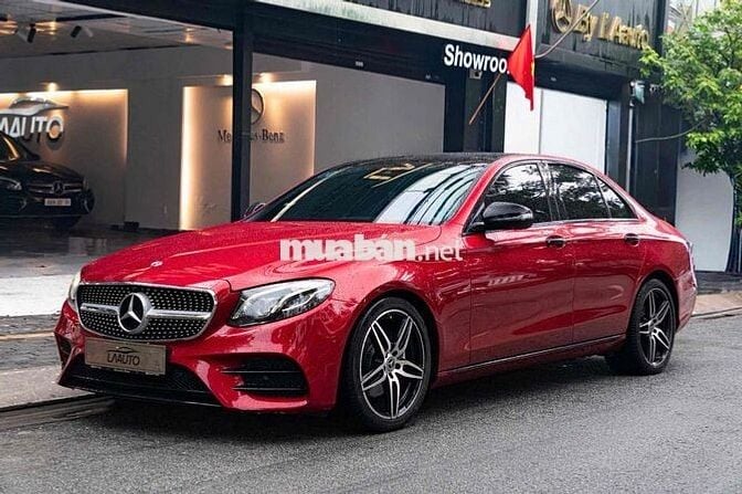 Mercedes E200 Sport  Model 2020 - 1 chủ - Đỏ/Đen