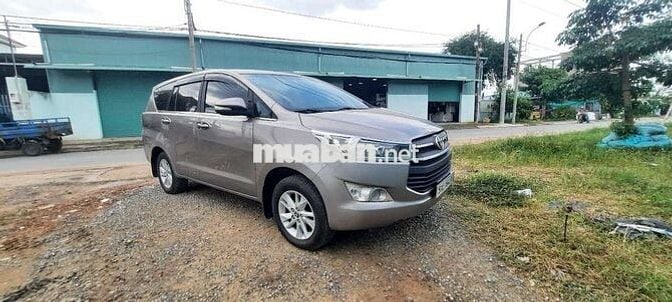 Xe gia đình cần bán