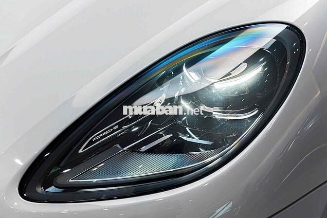 LONG ANH AUTO về Porsche Macan model 2022