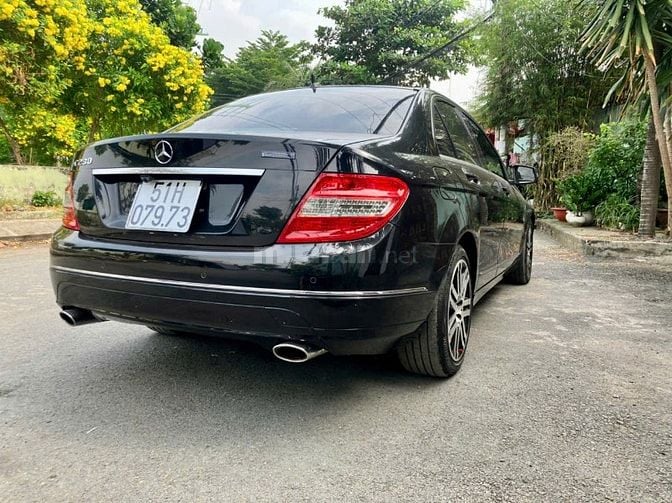 Mercedes-Benz C230 bản Avantgarde cao cấp full option 90%new