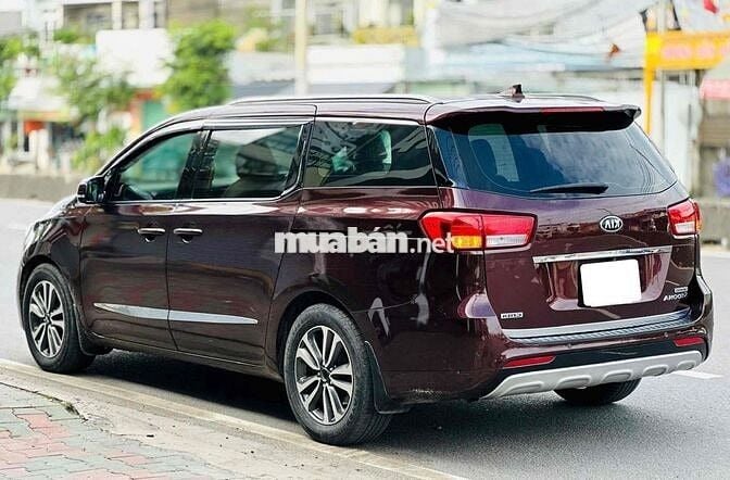 Kia Sedona 2016 Full Dầu. xe gia đình. 1 chủ.