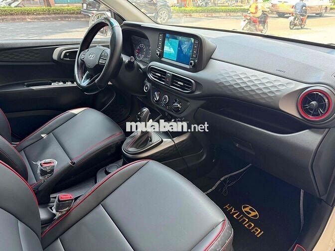 Hyundai Grand i10 2024 1.2 AT	 - 2000 km