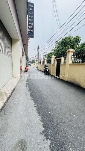 Hoàng Quốc Việt – Cầu Giấy – Ô TÔ – 80 M2 – 4 T – MT 3.2 M -Giá 18.8 T