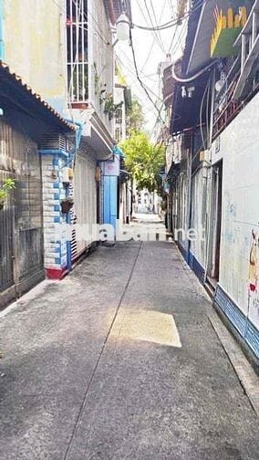 BÁN NHÀ Q4 –GIÁ *** PHÂN KHÚC-