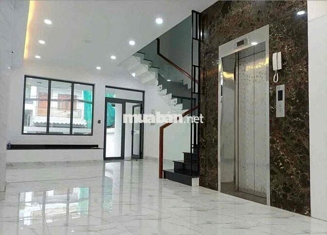 CHO THUÊ NHÀ NGUYÊN CĂN MẶT TIỀN Ô TÔ 5PN 8WC, THANG MÁY  50 TRIỆU/ TL