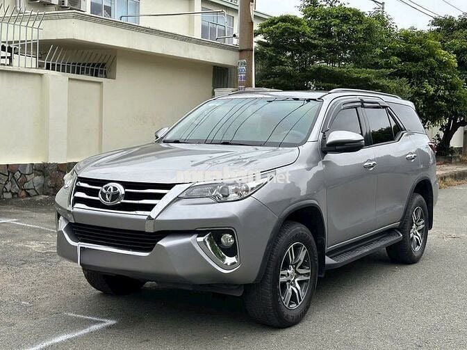 TOYOTA FORTUNER 2.4G AT DIESEL