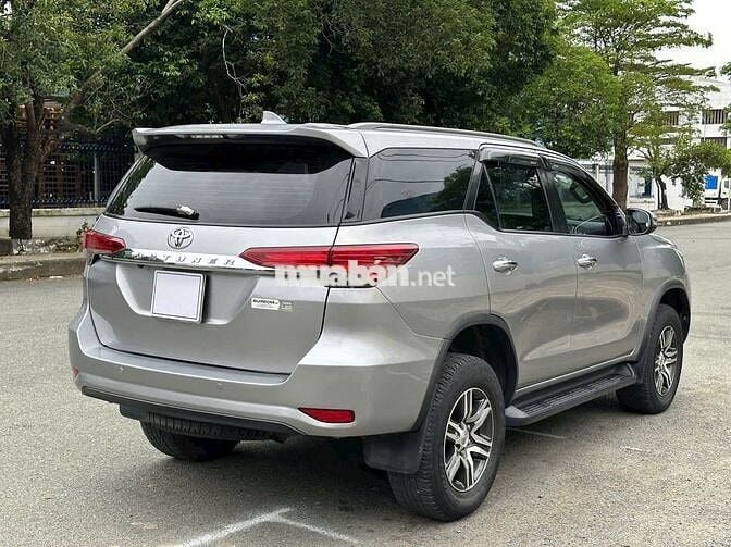 TOYOTA FORTUNER 2.4G AT DIESEL