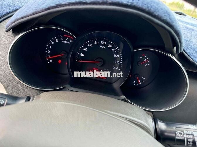 Kia Morning Trắng 5 chỗ