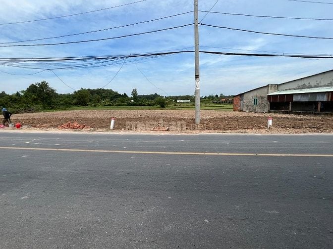 Bán đất mặt tiền Tỉnh Lộ 7 ngang 10 mét full thổ cư giá chỉ 430tr mét 