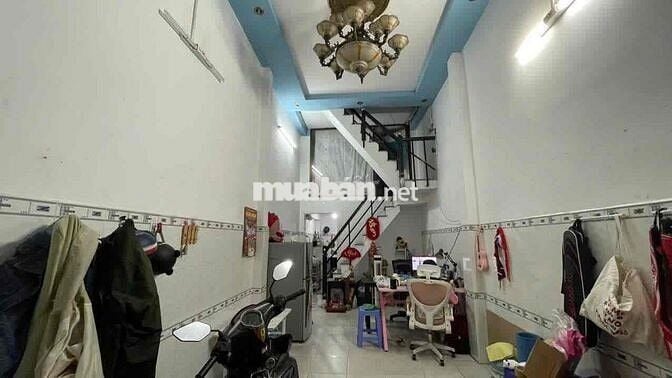 Nhà cho thuê nguyên căn  1trệt 2lầu 3p ngủ giá rẻ