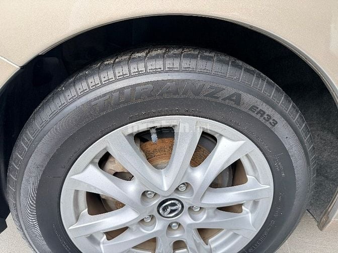 Gia đình cưng xế yêu, xe rất ít sử dụng chỉ để ở nhà lau chùi