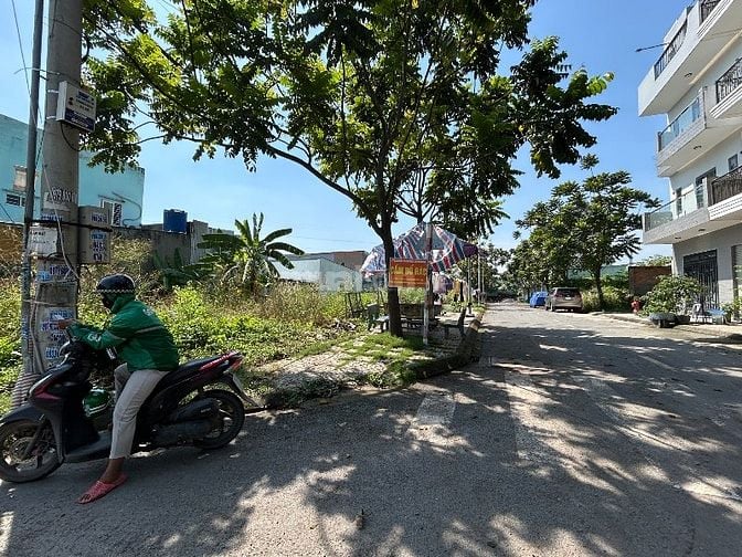 Nền góc An Phú Đông giá 3.8 tỷ