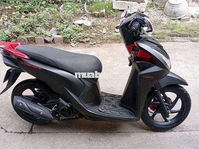 Bán xe vision đk 2017 máy zin chât.