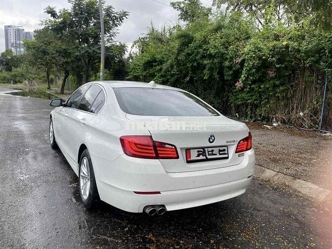 BMW 5 Series 2011 528i