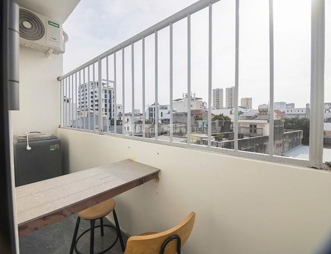 choThuê căn hộ mini 1 khách ở  có bếp nấu ăn, ban công,máy gặt riêng, 