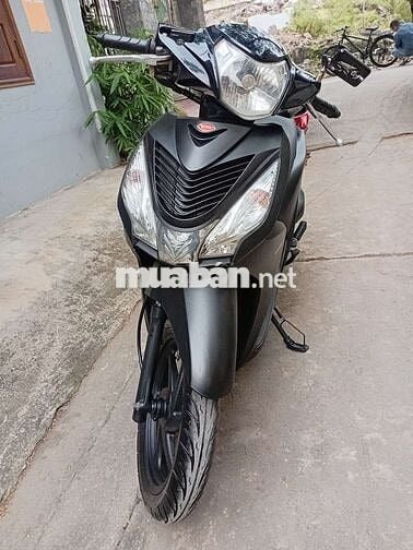 Bán xe vision đk 2017 máy zin chât.